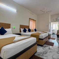 DSS HOME STAY Just 500 Meter Girivalam Road