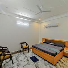 Amrit Prabha Kunj Best Cozy Rooms