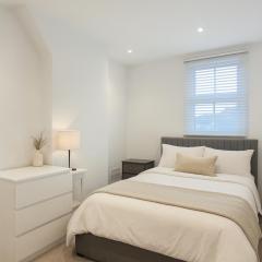 Modern, Central Windsor Retreat