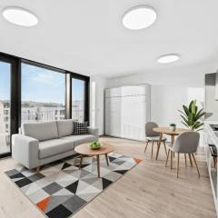 Cozy Pilsen Penthouse with balcony