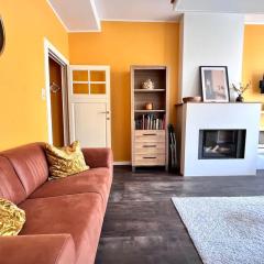 Lovely appartment for family- 1 min Beachfront & Sea View Sleeps 6