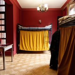 European Backpackers Hostel and 大廚房