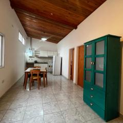 Dpto 2 dormitorios - Gran Ubicación - La Falda