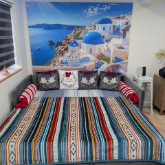 Luxury Boutique Suite with a Mediterranean Soul - 15m to Heathrow Windsor Ascot Legoland with Free Parking