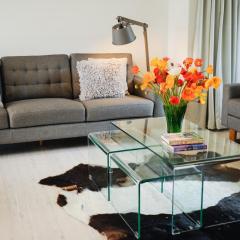 Bell View House -Fireplace- Base of Blue Mountains