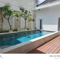 Casa Dwi Harmoni Sanur