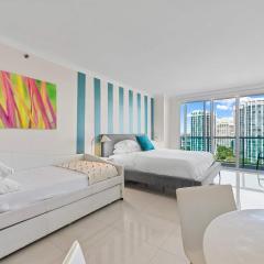 Luxury 1BR Ocean View Suite Arya Coconut Grove