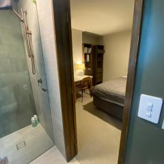 Wanaka Studio close to town with private ensuite