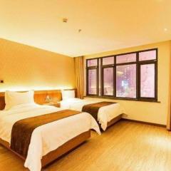 James Joyce Coffetel· Zhengzhou Wenhua Road Technology Market