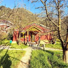 Pahadi Ghar by SiyaU