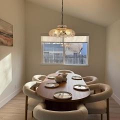 New! Modern 4BR max 12 ppl, 5 mins to everything!