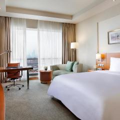 Holiday Inn Shanghai Pudong Kangqiao by IHG - Free shuttle bus to Disney land, Ins Swimming Pool