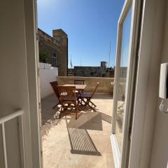 The Emerald Nook - Townhouse in Birgu