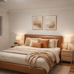 Regal Skyline - Executive Firework room with city view - Private bathroom Living room and Walk-in wardrobe One minute walk to station