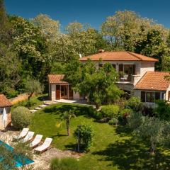 Rustic Villa Cehici with pool in Sveti Lovrec