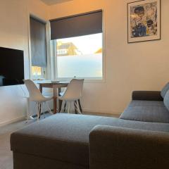 Stratum Apartment No Kitchen - By T&S