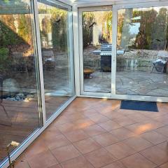 Modernes Apartment in Pforzheim Kamin, Terasse