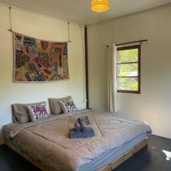 Baan Rim Len Koh Kood