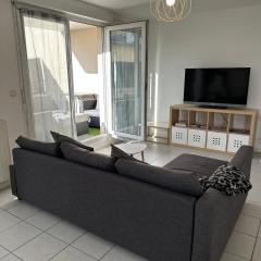 Proche Eurexpo Lyon, Groupama Stadium & LDLC Arena