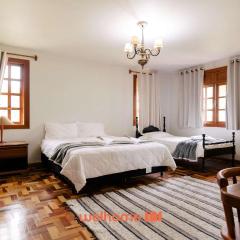 Suite em Venda Nova com vista para natureza