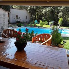 Villa des Pendudes - Piscine - proche de Uzès