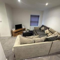 2 Bedroom Serviced Apartment In Loftus - 4