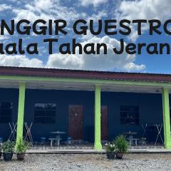 D'pinggir Guest Room