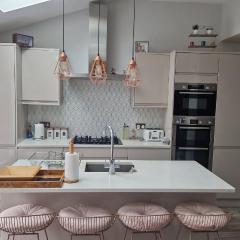 Luxurious Villa- A Taste of Paradise