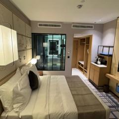 7Crown Tahliah Hotel