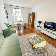 Stylish 2-Bedroom Apartment in Maida Vale near Little Venice & Paddington