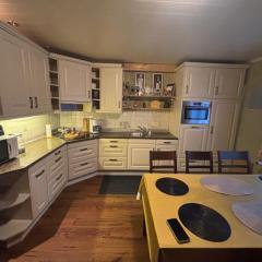 Elnucs Ferienhaus Pirucha - Platz & Ruhe für 10