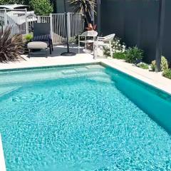 Courtyard Pool Studio Private Luxe Retreat