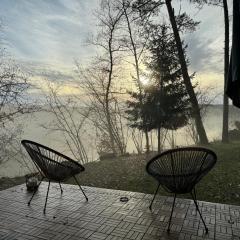 Chaloupka v lese u Kutné Hory