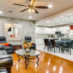 Pool, Hot Tub and Backyard Fun! Savannah Retreat