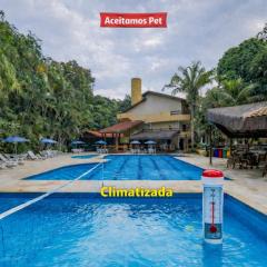 Flat estudio 110 Amarilis Riviera de São Lourenço, 03 piscina climatizada, serviço de hotelaria, limpesa e troca de toalhas diária, carregador veiculo elétrico e servico de praia finais de semana WiFi 500