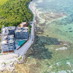 Oceanfront 3BR Natural Design Condo - Tankah