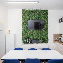 Easy Flexhome Hostel