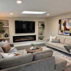 Family Friendly, Charming, 5-BR, Hot Tub, Games, Botanical feel