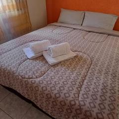 Casa amarela - Perto do Centro