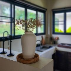 Matahari Hideaway - Brutal Boho & Jungle style villas