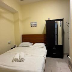 Impian Homestay BSI 4 Bedrooms Fully Aircond Netflix Wifi