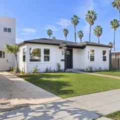 One Block to Beach 4BR Game Room and Parking