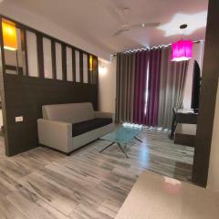 POP 84200K M K Elegance Inn