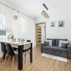 Elegant Apartment in Gliwice with Garden, Desk and Parking by Noclegi Renters