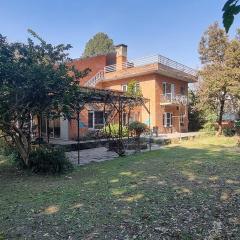 Bungalow near Hotel vivanta