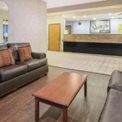 Super 8 By Wyndham Garland North Dallas Area