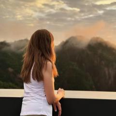 Huazhu Luxury Huangshan Warm Wood Homestay Tangkou Nandamen Branch