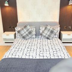 Luton Retreat- Spacious Ground Floor Family Apartment with Free Parking