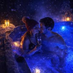 Aurora Igloo Village Ylläs Nox Suite - Hot Tub