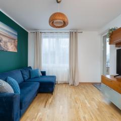 Tauron Arena Homely Apartment by BookingHost